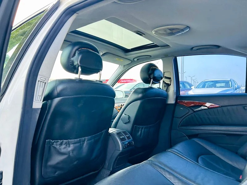 2002 Mercedes-Benz E-Class E 240 6 Cylinder Neat & Clean Car White Black