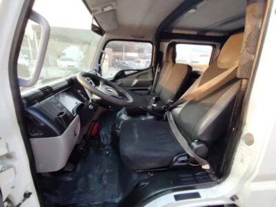 2019 Mitsubishi Canter Double Cabin Pristine Mint Condition White Grey GCC Specs