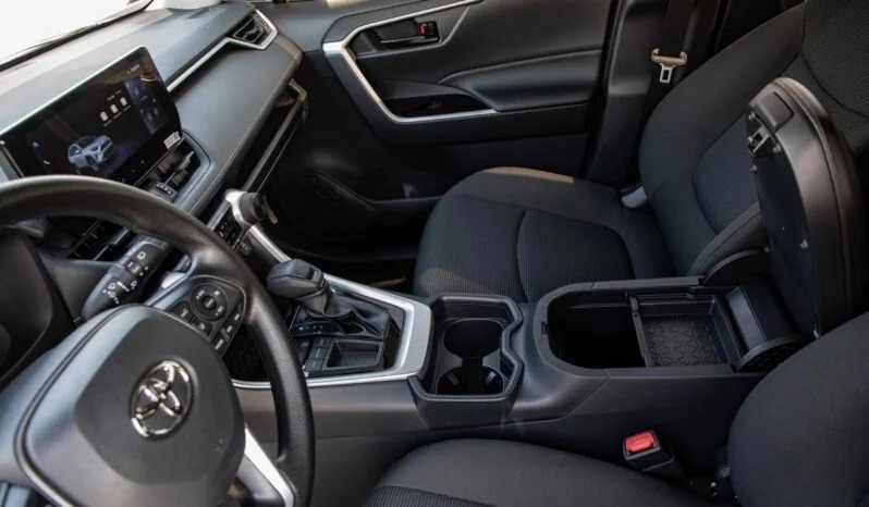 2025 Toyota RAV 4 2.0L CVT 2.0L Petrol White Black