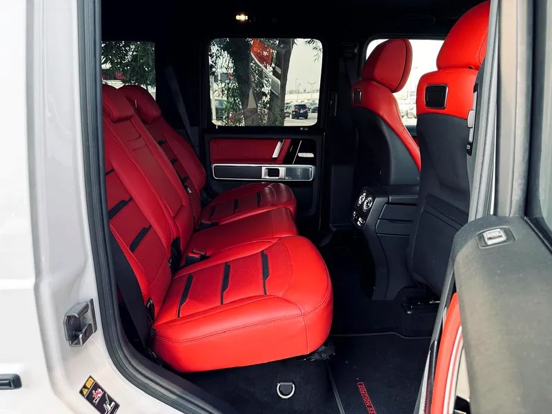 2023 Mercedes-Benz G-Class G 63 AMG 8 Cylinder Neat & Clean Car White Red