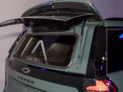 New 2025 Chevrolet Tahoe 5.3L V8 Engine Grey