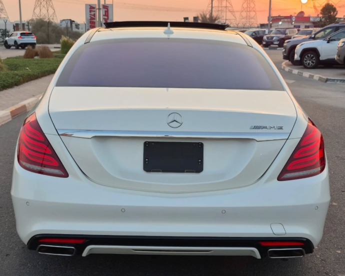 2014 MERCEDES BENZ S550 V8 White-Black AUCTION GRADE 4/B
