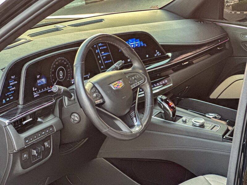 Cadillac Escalade Sport Platinum 6.2L 4WD 2023 Cadillac Escalade Black