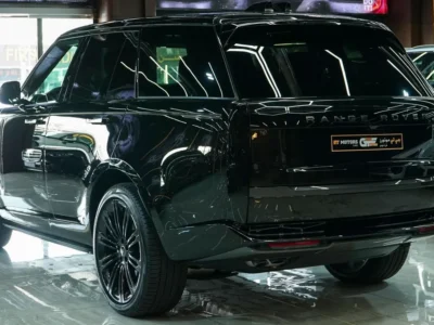 2026 Land Rover Range Rover AUTOBIOGRAPHY 8 Cylinder Black Burgundy