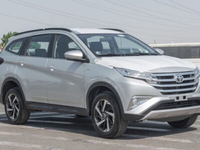 Toyota Rush TOYOTA RUSH 1.5P AT MY2023 Silver-Black