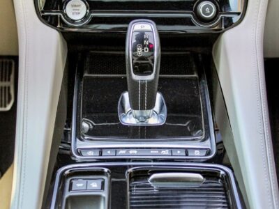 Jaguar F Pace SVR 5.0L Engine 2019 Jaguar F-Pace SVR Silver White