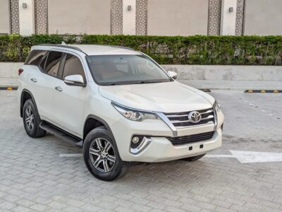 2016 Toyota Fortuner GXR 6 Cylinders Engine White Brown GCC Specs