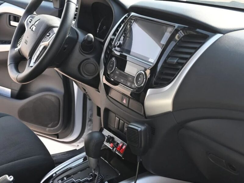 2023 Mitsubishi Pajero MITSUBISHI PAJERO SPORT 2.5L AMBULANCE 4WD A/T White Black