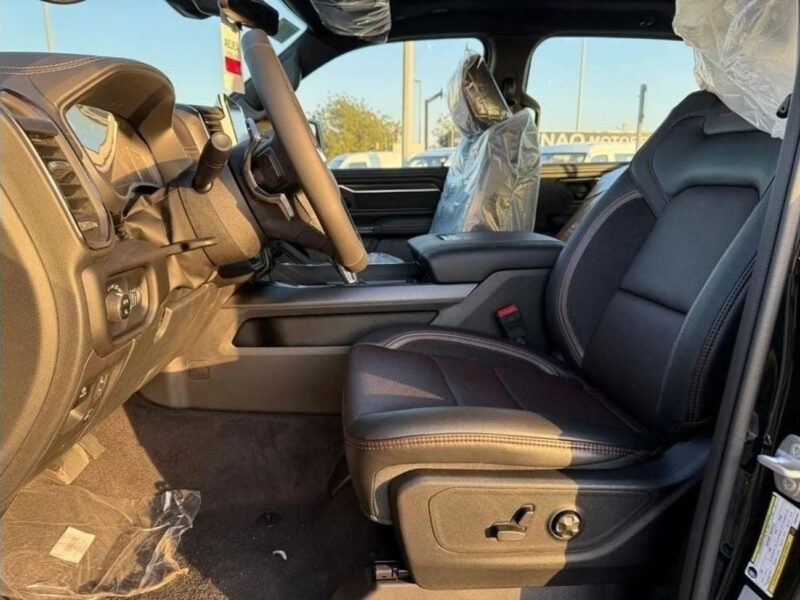 2025 RAM 1500 REBEL X 3.0 TWIN TURBO 4WD Black GCC Specs