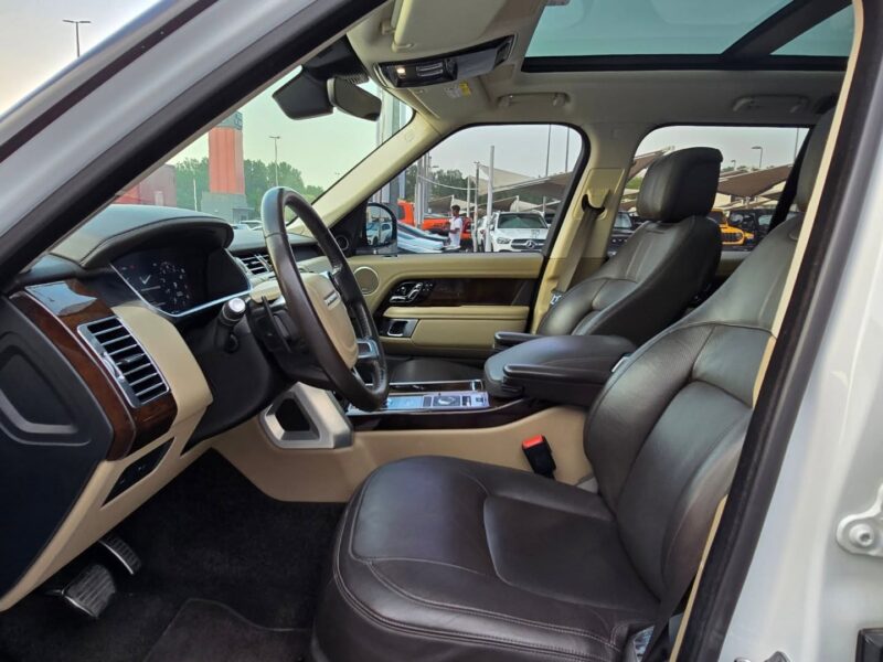 Land Rover Range Rover Vogue V6 Number 1 Full 2021 White Black