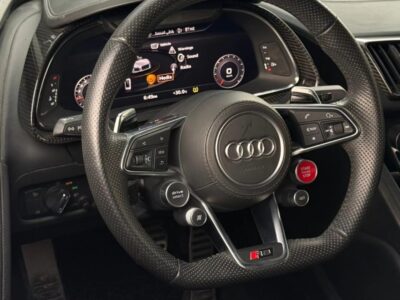 Audi R8 High Performance V10 Engine V10 2021 in Excellent Condition White