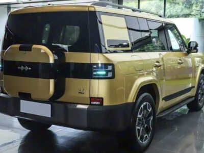 2025 BYD Leopard TITANIUM 7 PRO 1.5L Range Extender 0KM Gold Orange