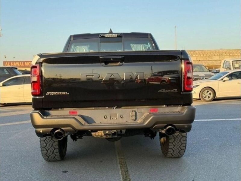 2025 RAM 1500 REBEL X 3.0 TWIN TURBO 4WD Black GCC Specs