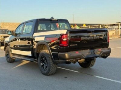 2025 RAM 1500 REBEL X 3.0 TWIN TURBO 4WD Black GCC Specs