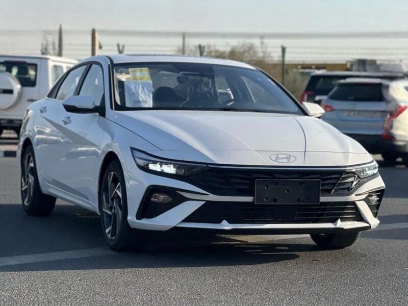 2025 Hyundai Elantra 2025 Hyundai Elantra 1.5L Full Options White Black