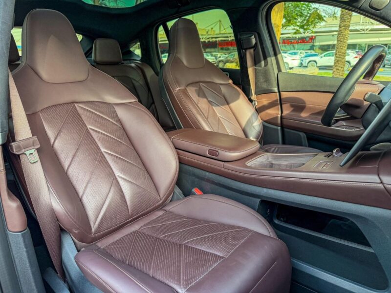 Nio EC7 2023 Used NIO EC7 Long Range 100 kWh Gold Red