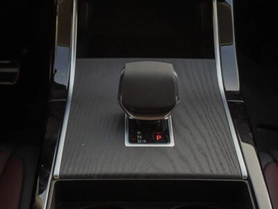 2024 Land Rover Range Rover Evoque P250 DYNAMIC SE Silver Maroon