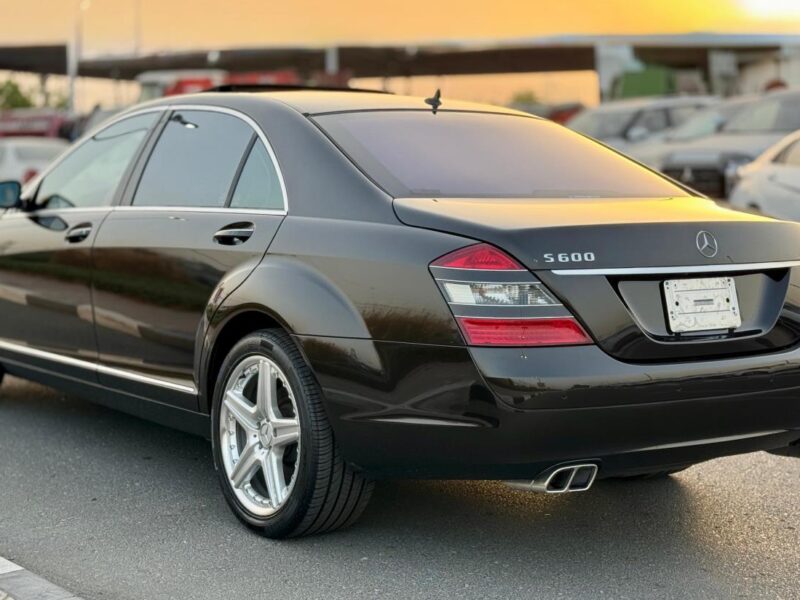 2009 Mercedes-Benz S 600 5.5 liters V12 BiTurbo Black Orange