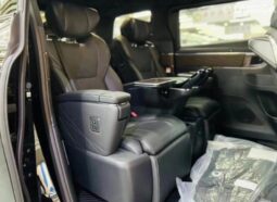 2024 Toyota Alphard Hybrid 2.5L E-4WD 7-Seater Automatic Grey Black