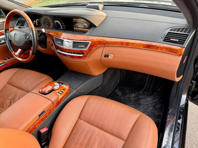 2009 Mercedes-Benz S 600 5.5 liters V12 BiTurbo Black Orange