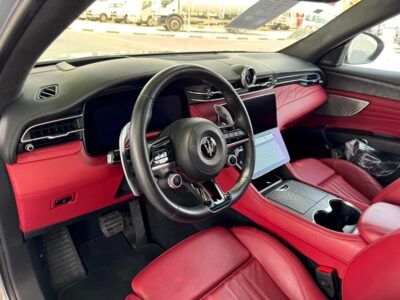 2023 Maserati Grecale Modena CLEAN TITLE FRESH Silver Red