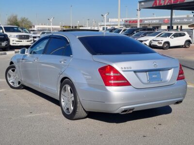 MERCEDES-BENZ S 600 2009 5.5-liter twin-turbo V12 Engine Silver Black