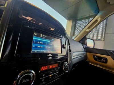 2022 Mitsubishi Pajero GLX 3.0L V6 Engine 4WD Grey Beige GCC Specs