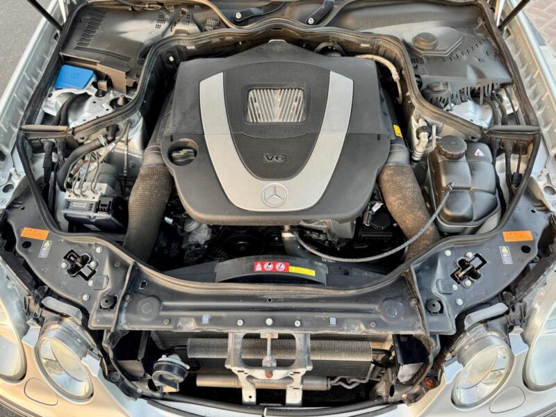 2008 Mercedes-Benz E 350 3.5 Liters V6 Engine Silver Black