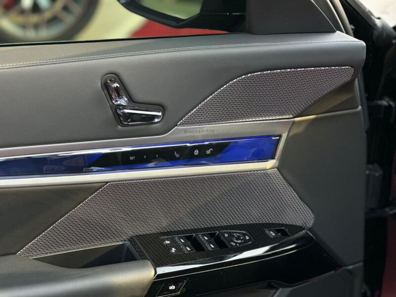 2023 BMW 740i Full PPF Protected BMW 740i 6 Cylinder Engine AWD Black