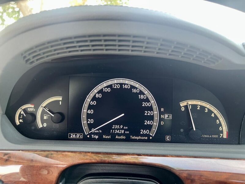 2008 Mercedes-Benz S 350 3.5 liters V6 Engine White Black