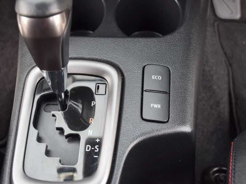 2023 Toyota Hilux GR Sport 2.8L GR Sport 2.4L Diesel White Black