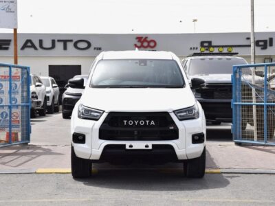 2023 Toyota Hilux GR Sport 2.8L GR Sport 2.4L Diesel White Black