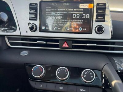 2025 Hyundai Elantra 2025 Hyundai Elantra 1.5L Full Options White Black