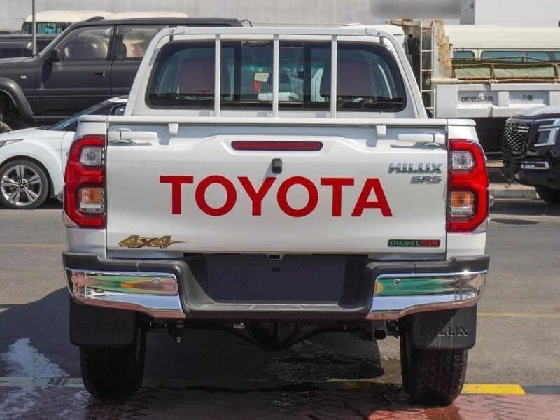 2025 Toyota Hilux SR5 2.4L DIESEL Jordan Specs White Burgundy