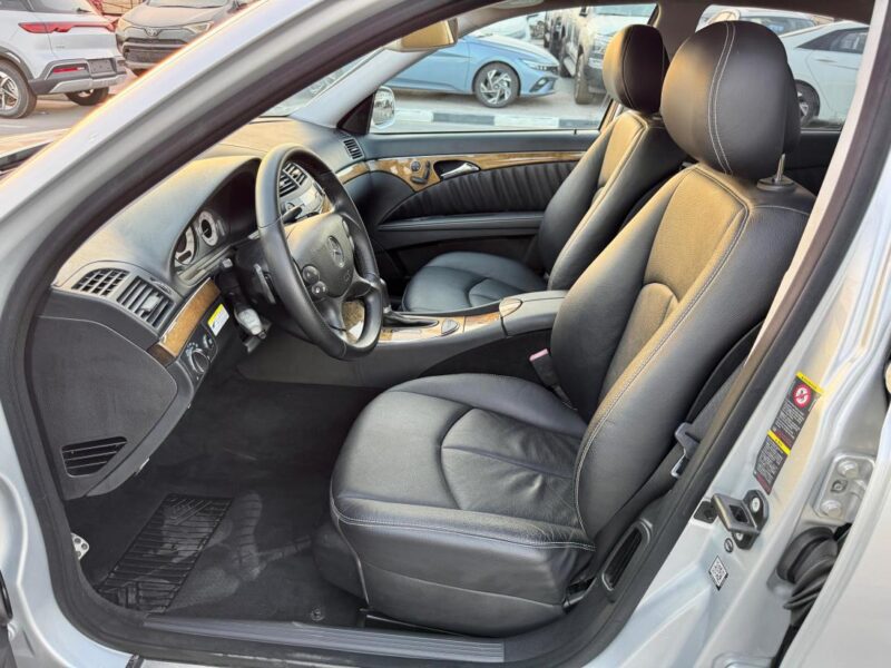 2008 Mercedes-Benz E 350 3.5 Liters V6 Engine Silver Black