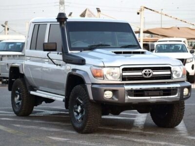 Toyota Land Cruiser Pick Up 2018 4.5L 8 Cylinder Diesel Manual Silver Grey