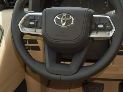 2025 Toyota Land Cruiser GXR 3.5L 6 Cylinder TWIN TURBO White Beige