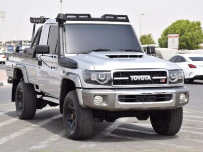 2016 Toyota Land Cruiser Pick Up PICKUP DLX 4.5L RHD Silver Grey