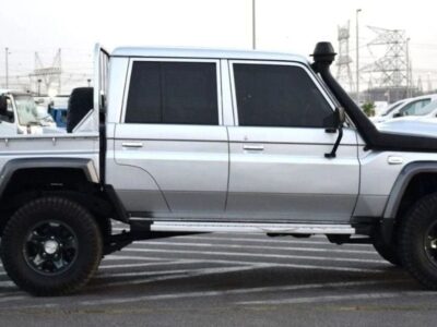 Toyota Land Cruiser Pick Up 2018 4.5L 8 Cylinder Diesel Manual Silver Grey