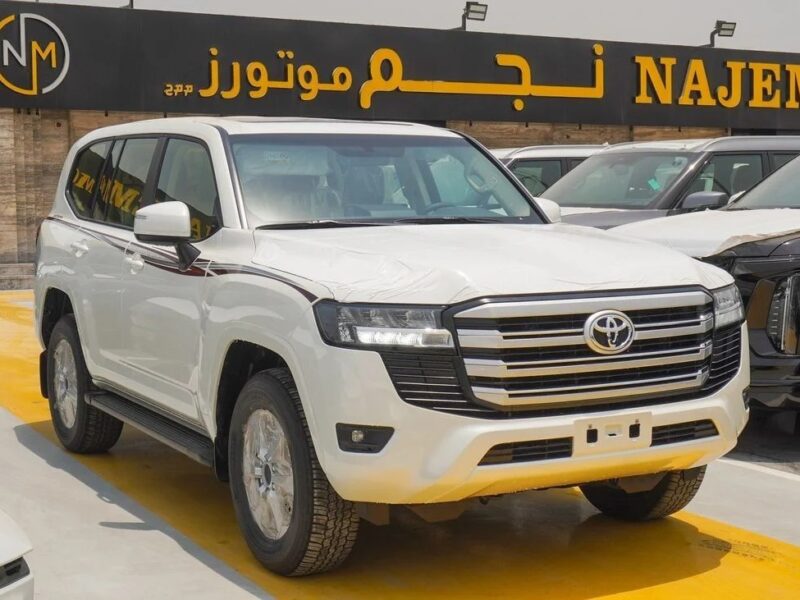 2025 Toyota Land Cruiser GXR 3.5L 6 Cylinder TWIN TURBO White Beige