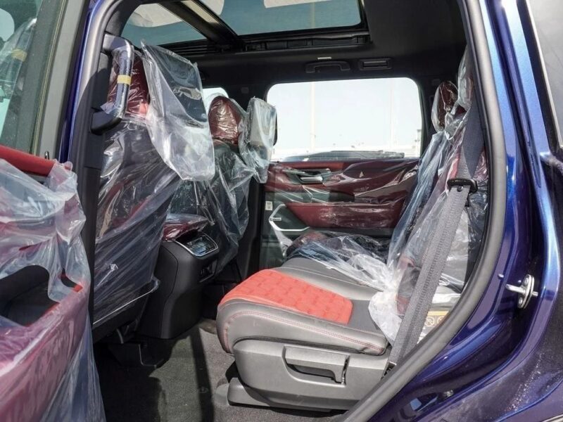 2026 Nissan Patrol PLATINUM V6 Engine Blue Red GCC Specs