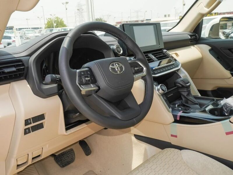 2025 Toyota Land Cruiser GXR 3.5L 6 Cylinder TWIN TURBO White Beige