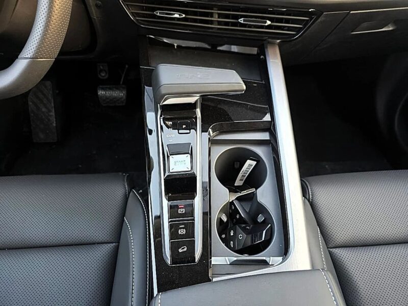 MG One MG One 1.5l COM SUV FWD Grey Black Color 2024