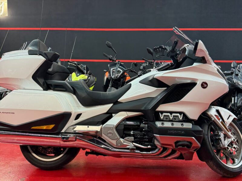 Honda Goldwing 2022 DCT Clean Title