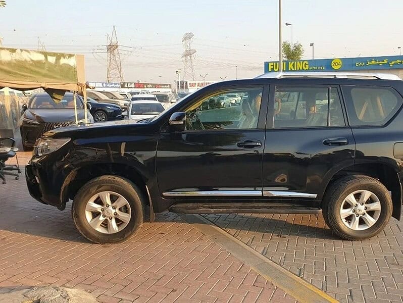 Toyota Prado 2.7 TXL PETROL 4 CYLINDER 2014 MODIFIED 23 Black Beige