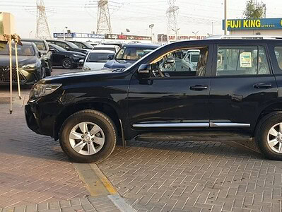 2023 Toyota Prado 2.7L 4WD PETROL Black Beige GCC Specs