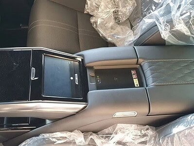 2024 Lexus LX 600 VIP EDITION 6 Cylinder Engine White Black