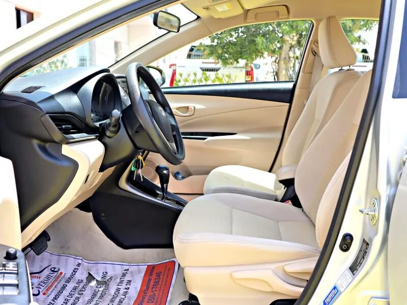 2022 Toyota Yaris S 1.5L ENGINE Clean Title Perfect Condition Silver Beige