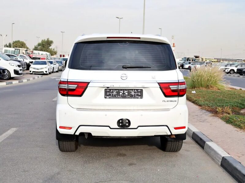 2021 Nissan Patrol SE Platinum 6 Cylinder Engine White Orange GCC Specs