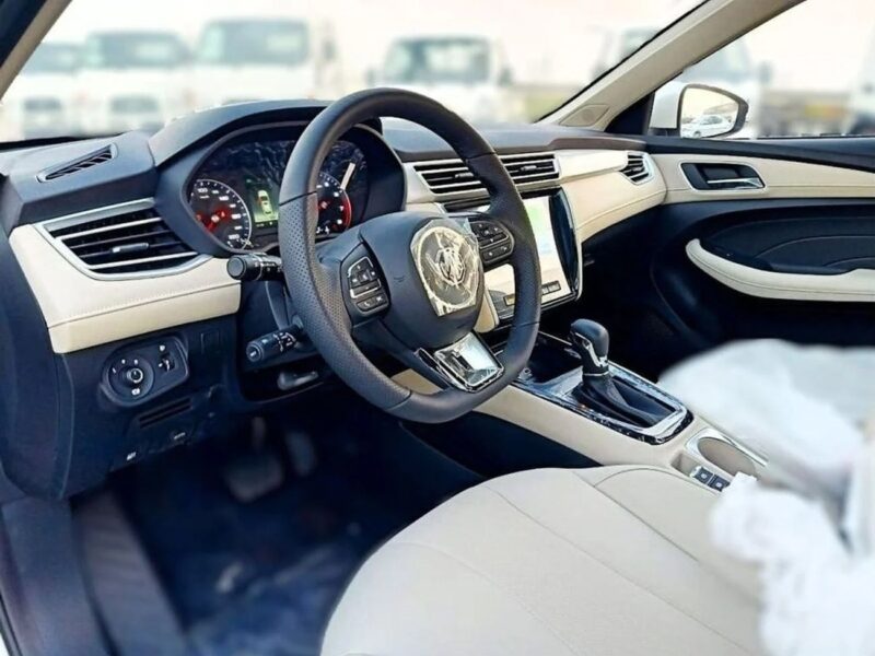 MG 5 MG 5 LUXURY 1.5L AT 2023 MODEL WHITE BEIGE COLOR